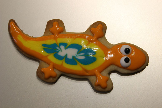 orange lizard cookie