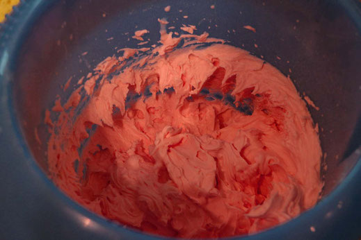 raspberry frosting