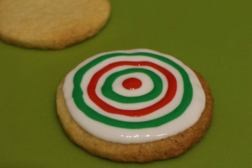 spiderweb christmas pattern cookies