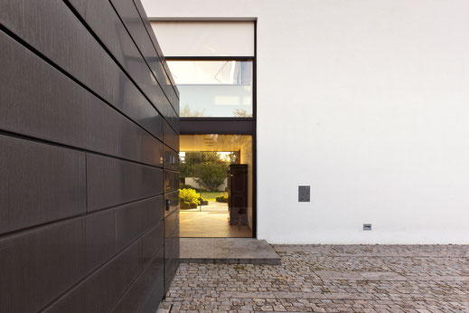 Architektur von Stephan Maria Lang, House L, Eingang und Durchblick