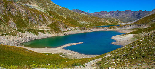 Hiking Three Lakes - Alps - France