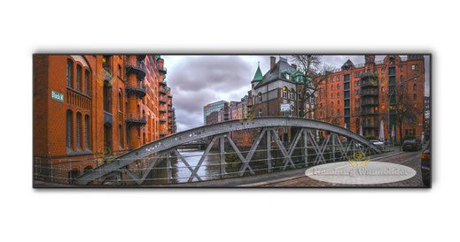 blick-von-der-wandrahmsfleet-bruecke-auf-das-wasserschloss-hamburg-wandbilder-3-1-2752