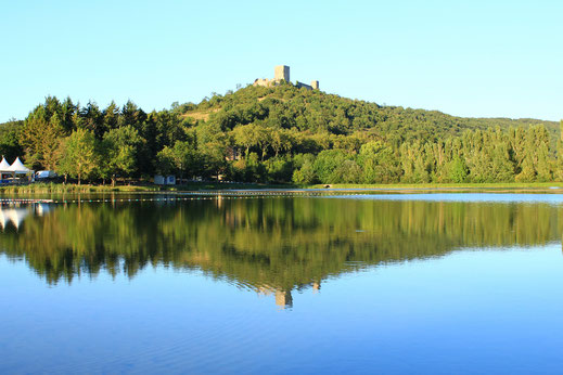 Espace VTT Aude en Pyrénées - Château et Lac de Puivert