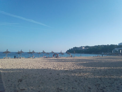 Strand Meer Sonnenhüte kostenlose Bilder herunterladen Foto