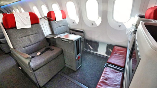 LATAM Airlines 787 Business Class