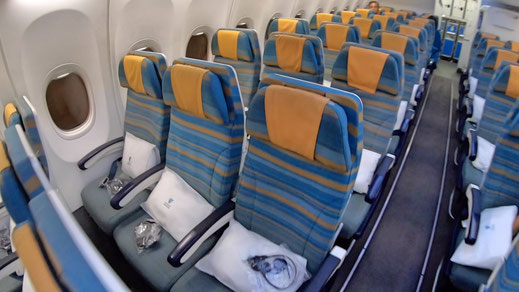 Review Oman Air 737 Economy Class Not Impressed