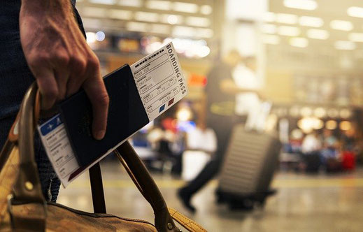 Bordkarte, Reisepass und ESTA reichen bei einem USA-Flug nicht mehr aus.