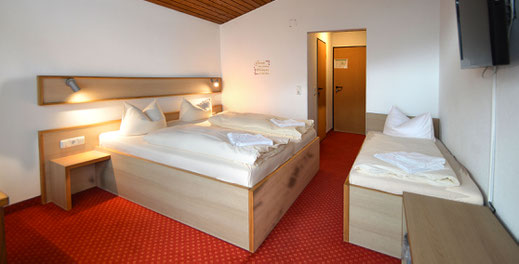 Dreibettzimmer Hotel zur Post, Kiefersfelden 