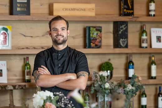 Der Weindorfwirt Marius Tim Schlatter vom Stadhotel Waldhorn in Kirchheim unter Teck