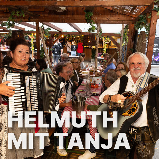 Helmuth mit Tanja unplugged und live auf dem Kirchheimer Weindorf 2025