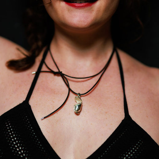 Carnivorous plant jewelry, XL- Nepenthes rajah als Ketten-Anhänger