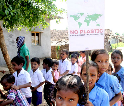 Especially children and adolescents are committed to a clean, liveable environment in their villages.