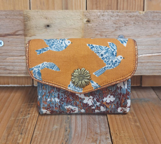 petit porte-monnaie accordéon femme, tissu orange avec des oiseaux, fabrication artisanale française, idée cadeau femme fille