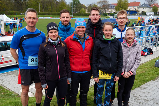 Unsere Mannschaft erzielte beim Landkreislauf Mittelsachsen in Mittweida Rang 5 von 106 gestarteten Staffeln.