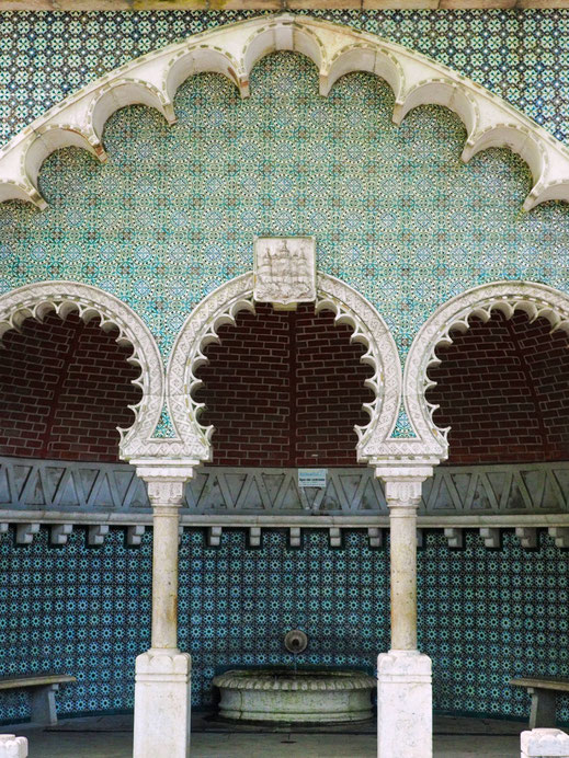 Fonte Mourisca - An example of the beautiful Moorish architecture