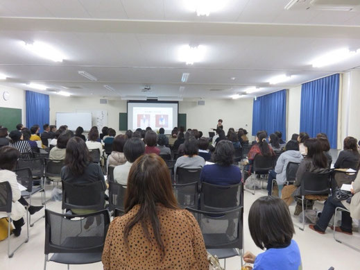 江川佳代　整理収納コンサルタント　企業　法人向け講演会　セミナー　社員研修