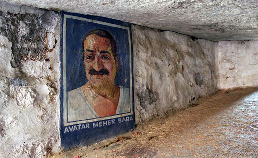Manonash Cave inside