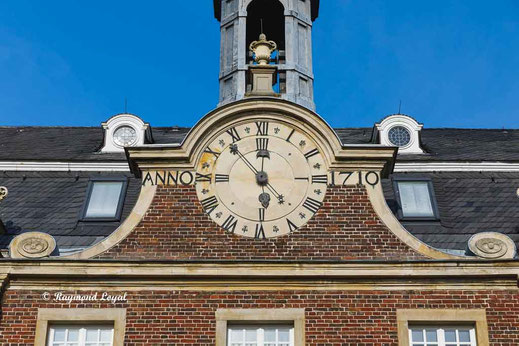 nordkirchen palace chapel wing clock