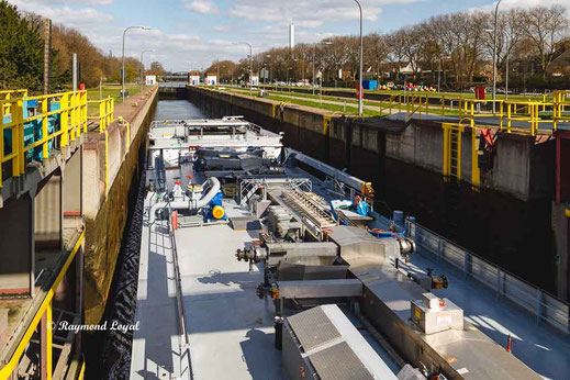 rhein herne canal oberhausen locks
