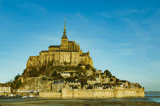 mont saint-michel image