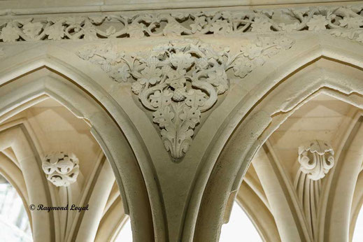 mont saint-michel cloister