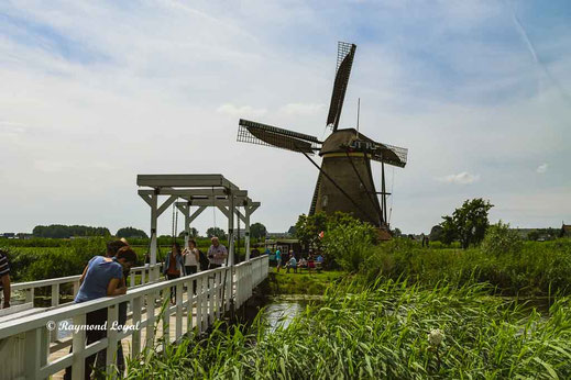 kinderdijk windmills image
