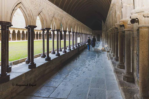 mont saint-michel cloister