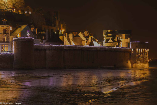 mont saint-michel long-exposure image