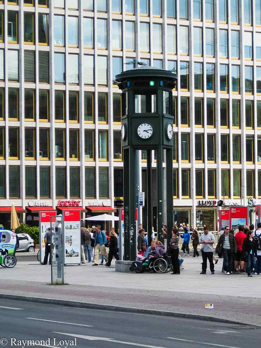 berlin potsdamer platz image