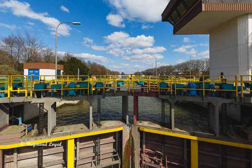 rhein herne canal oberhausen locks