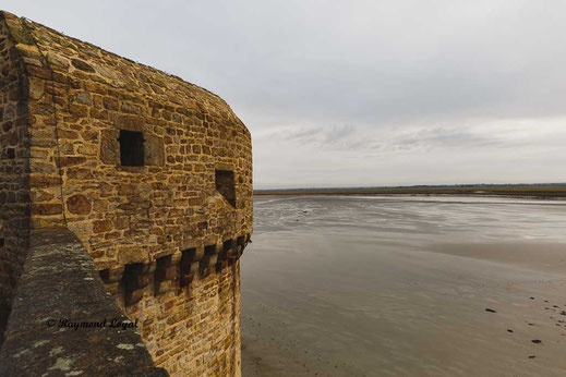 mont saint-michel ramparts