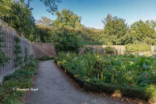benrath palace kitchen garden