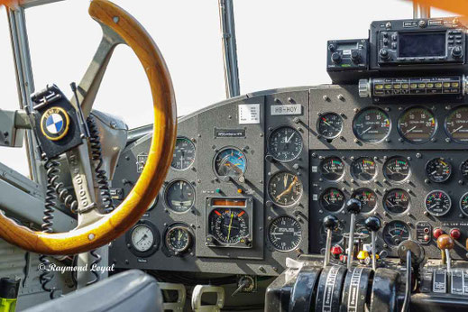 junkers ju 52 cockpit
