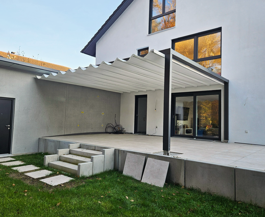 Terrassendach von Pratic in Vilshofen, Niederbayern