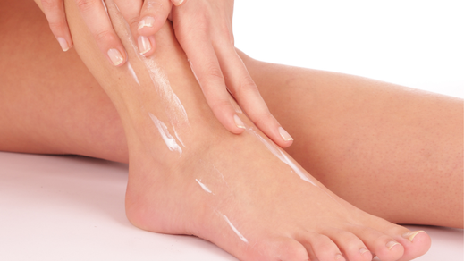 Soin des mains et soin des pieds à Alairac près de Carcassonne - Beauté des mains et traitements des callosités