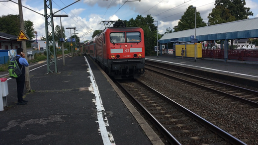 Der Zug kommt