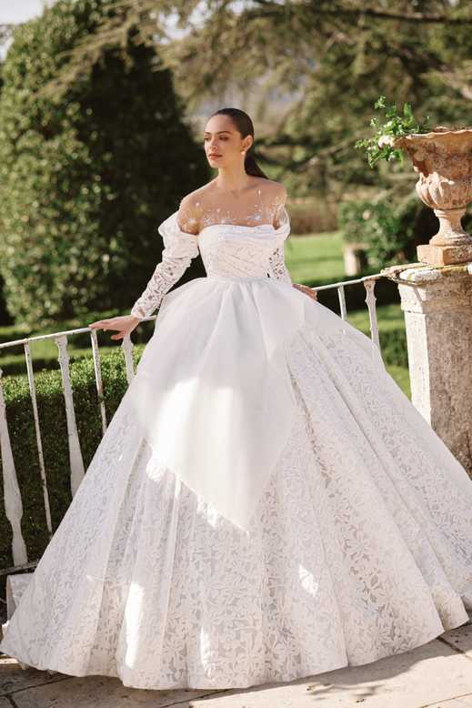 Royale Spitzen A-Linie Brautkleid Geneva mit Ärmeln, Prinzessinen Brautkleid