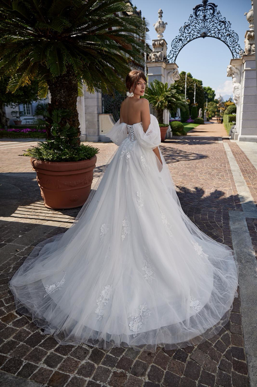 Amore Como Collection, Brautmode Berlin, Brautkleider Berlin, A-Linie Brautkleid,