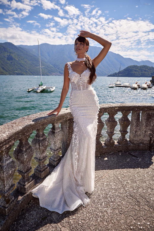 Amore Como Collection, Brautmode Berlin, Brautkleider Berlin, Fit and Flare Brautkleid,