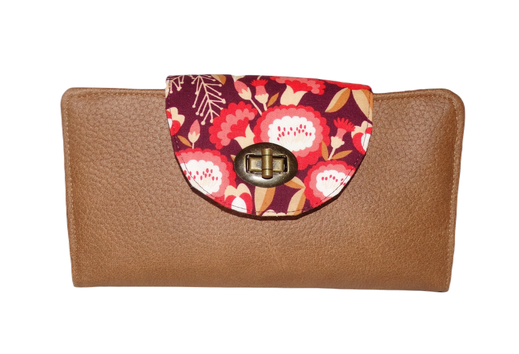Grand portefeuille femme, tissu aubergine avec des  fleurs, faux cuir cognac cadeau