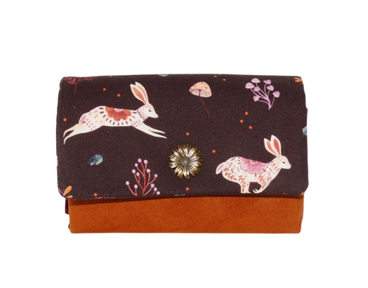 Portefeuille compact femme, tissu aubergine avec des lapins et faux-cuir orange effet daim, porte-cartes élégant, mignon