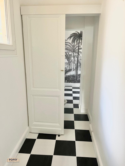 rénovation maison popsy deco architecte d'intérieur bordeaux décoratrice sol damier noir et blanc papier peint jungle