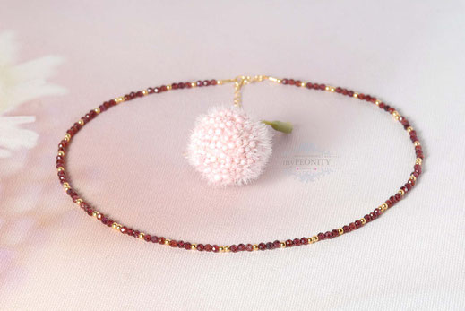Dunkelrote zierliche Granat Halskette, modeschmuck österreich, mypeonity