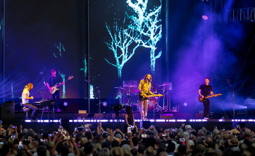 Snow Patrol kamen vom renommierten britischen "Glastonbury Festival" nach Breisach, um beim vergleichsweise intimen "Pinot And Rock" aufzutreten. Foto: Paul Gärtner  