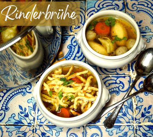 Rinderbrühe im Instant Pot aus Markknochen, Beinscheibe und Suppenfleisch gekocht