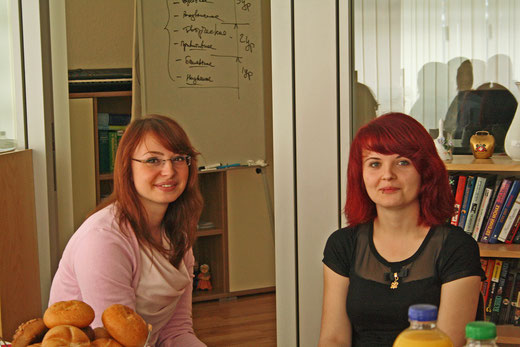 Schülerinnen im Gespräch