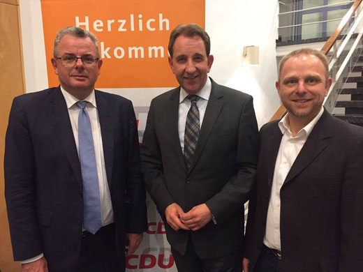 v.l.n.r. MdB Dr. Andreas Nick, MdL Matthias Lammert (Diez), Frank Holzhäuser (Diez)