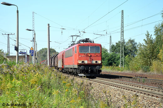 Am 18. September 2014 gab es in Leipzig-Thekla einige 155er zu sehen. Eine davon ist 155 107-6 mit gemischtem Güterzug