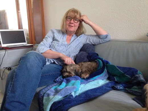 Gemma (Milou) im neuen Zuhause mit Frauchen