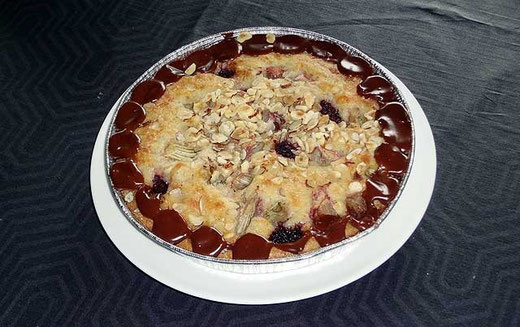 Leckereien aus der "Bageri": Rhabarber-Himbeer-Kuchen